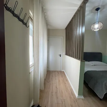 As, Bllok Studio & Apartment *